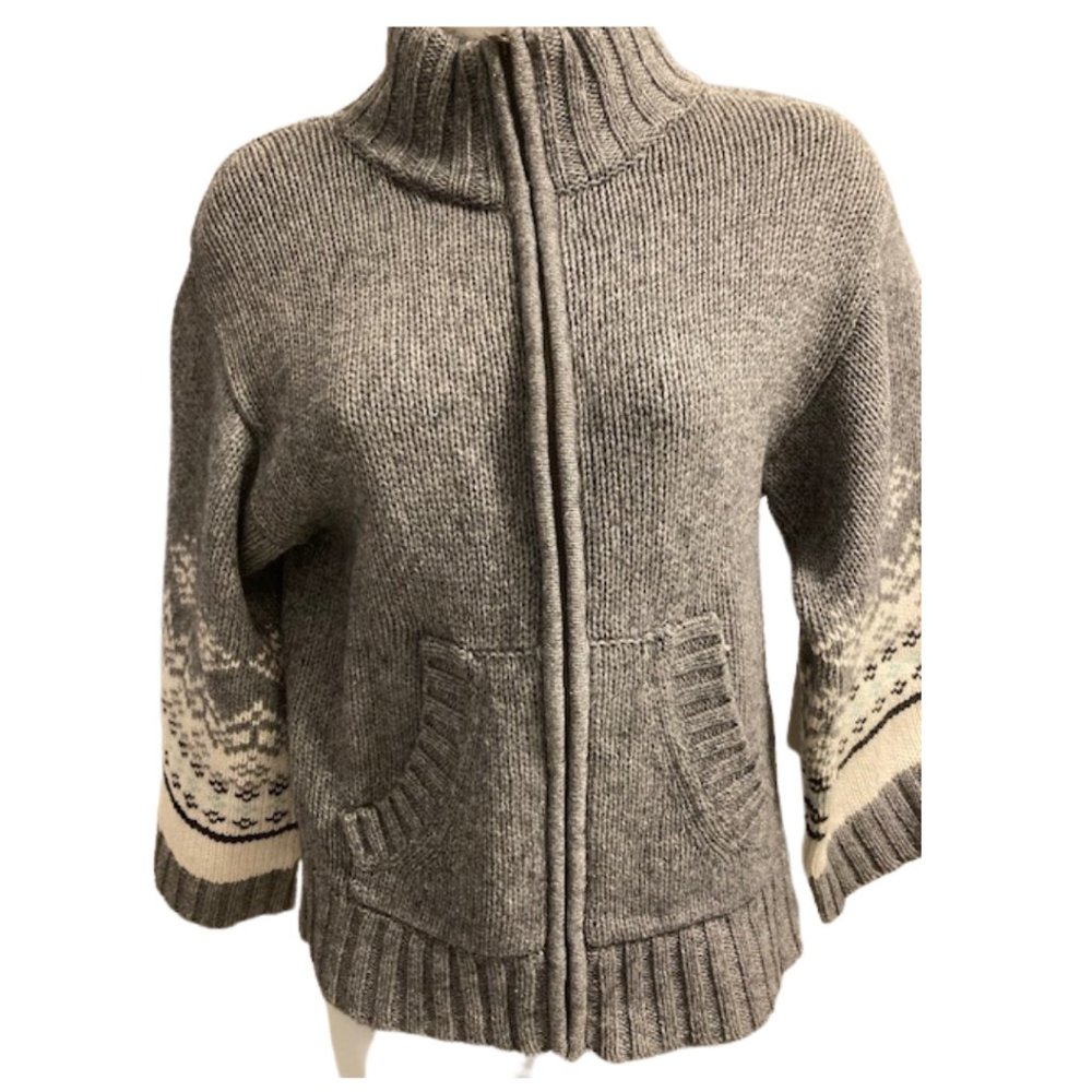 Y2K Vintage Gray Bell Sleeve Sweater